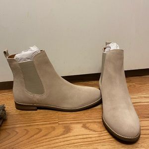 Taupe booties, size 8, never worn